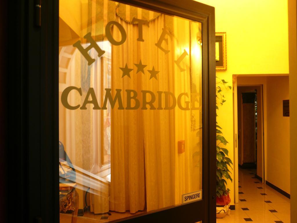 Cambridge Hotel Рим Екстериор снимка